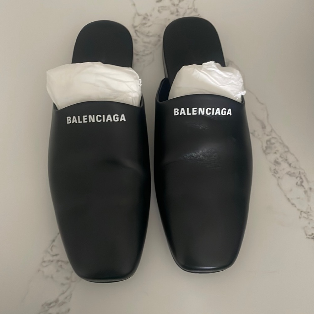 100% authentic Balenciaga mules. Women’s size 39